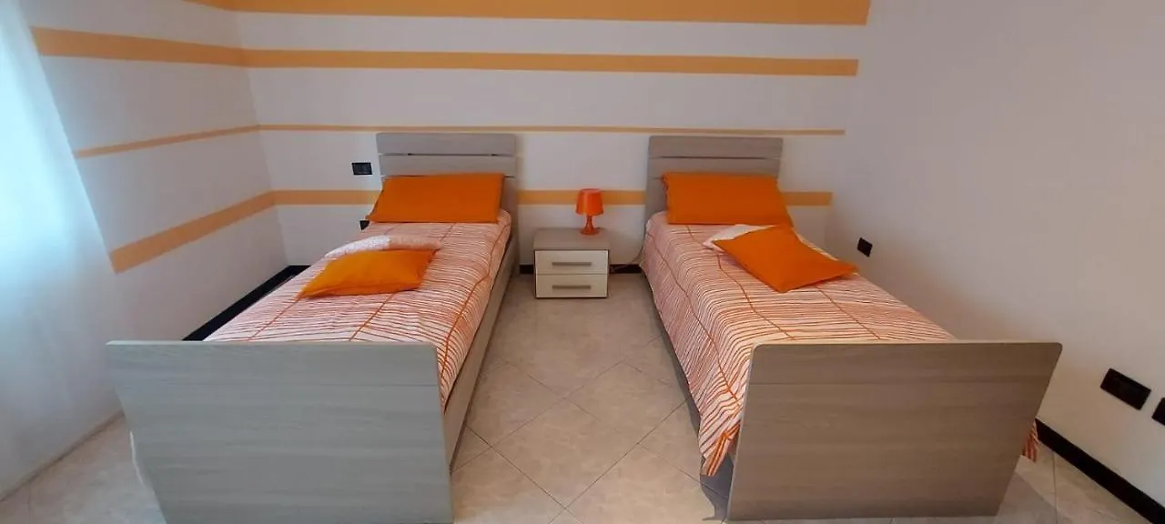 Casa T.U.A. Lejlighed Sale Marasino